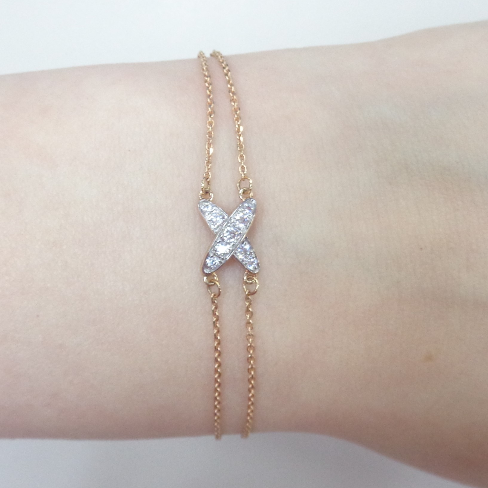 Золотой браслет 585 пробы; родий; плетение Якорное; вставки 9 Фианит бесцв.;